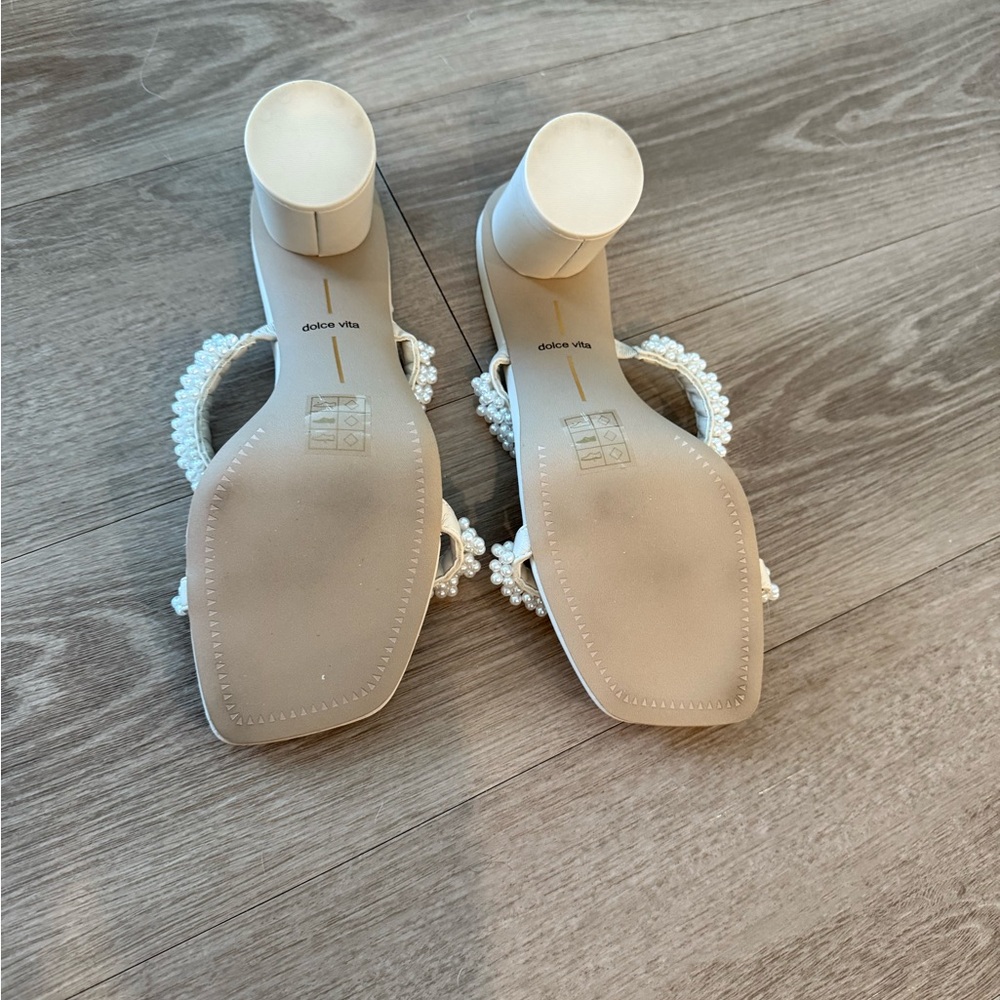 Dolce Vita Ivory Heels with Pearl Detailing - Picture 5 of 6